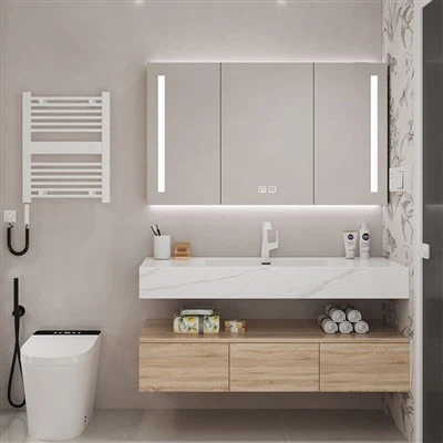 Kúpeľňová skrinka so zrkadlom